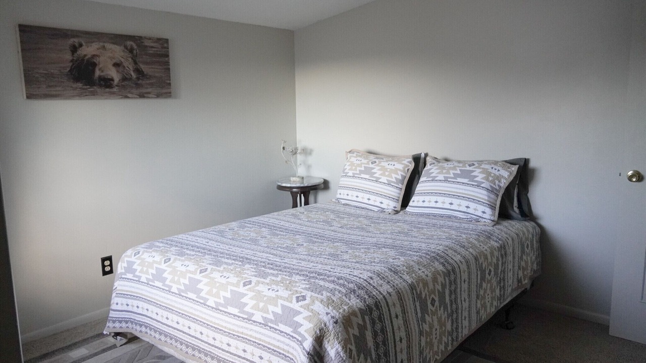 Photo of Bedroom in Walden
