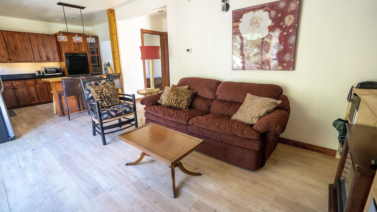 Photo of Livingroom in Marble