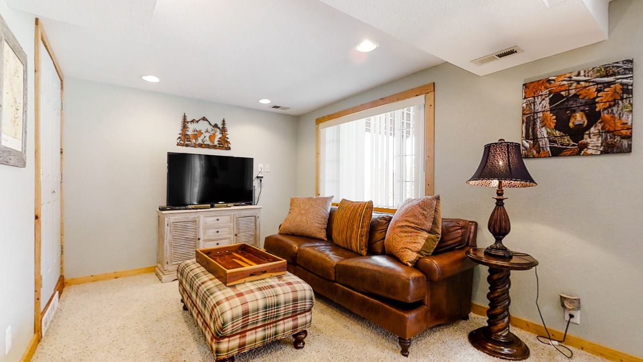 Photo of Livingroom in Carriage Hills