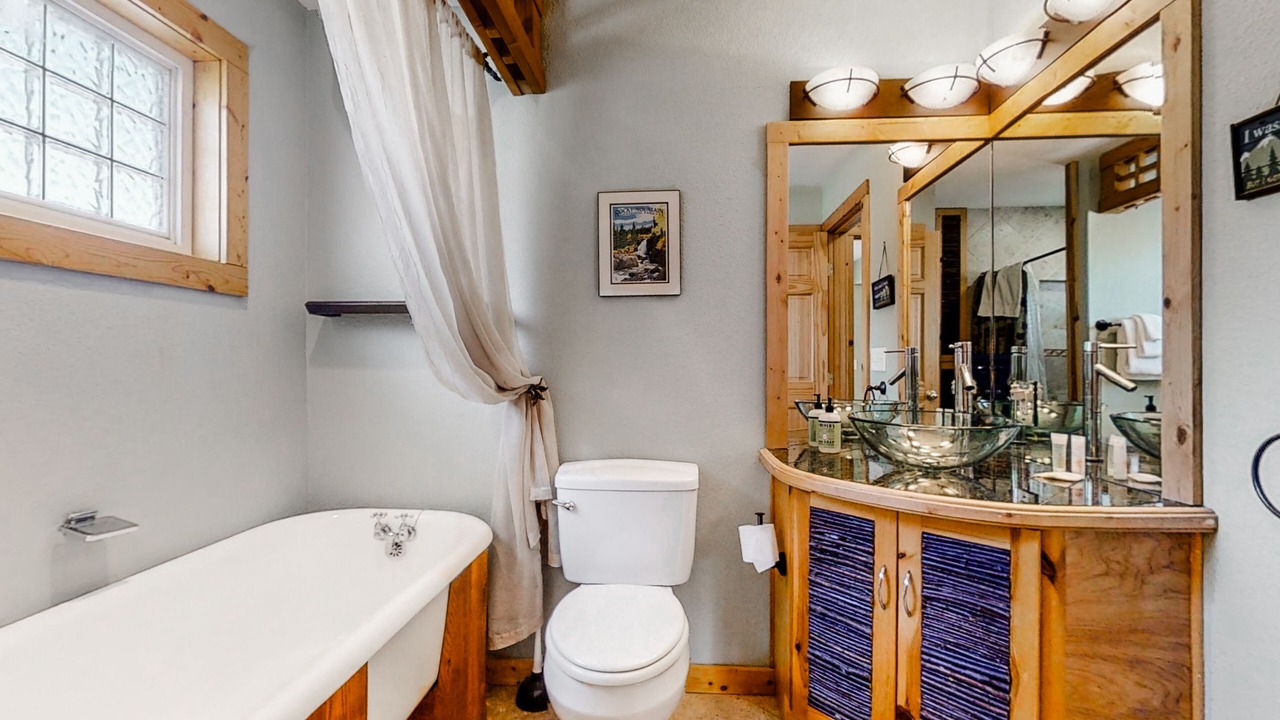 Photo of Bathroom in Carriage Hills