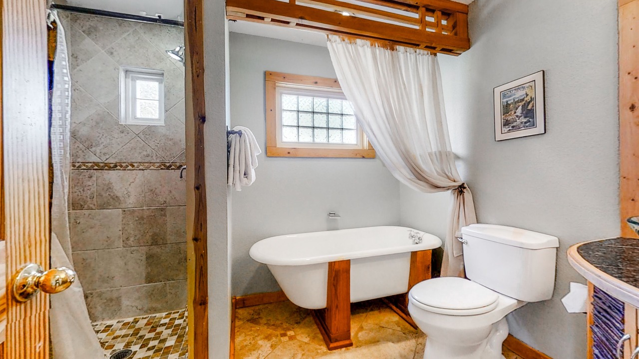 Photo of Bathroom in Carriage Hills