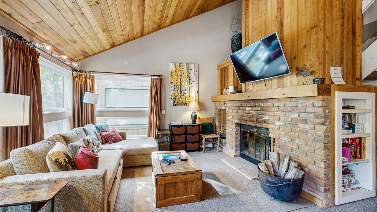Photo of Livingroom in Vail