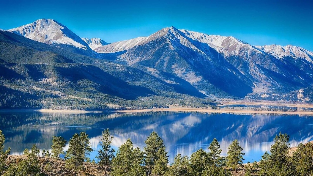 Photo of Others in Twin Lakes