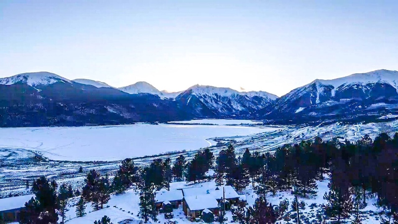 Photo of Others in Twin Lakes