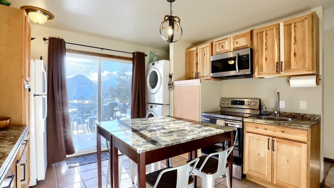 Photo of Kitchen in Twin Lakes
