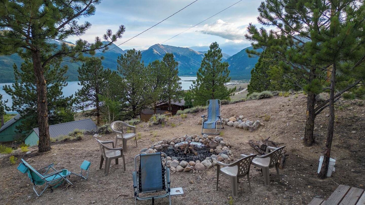 Photo of Others in Twin Lakes