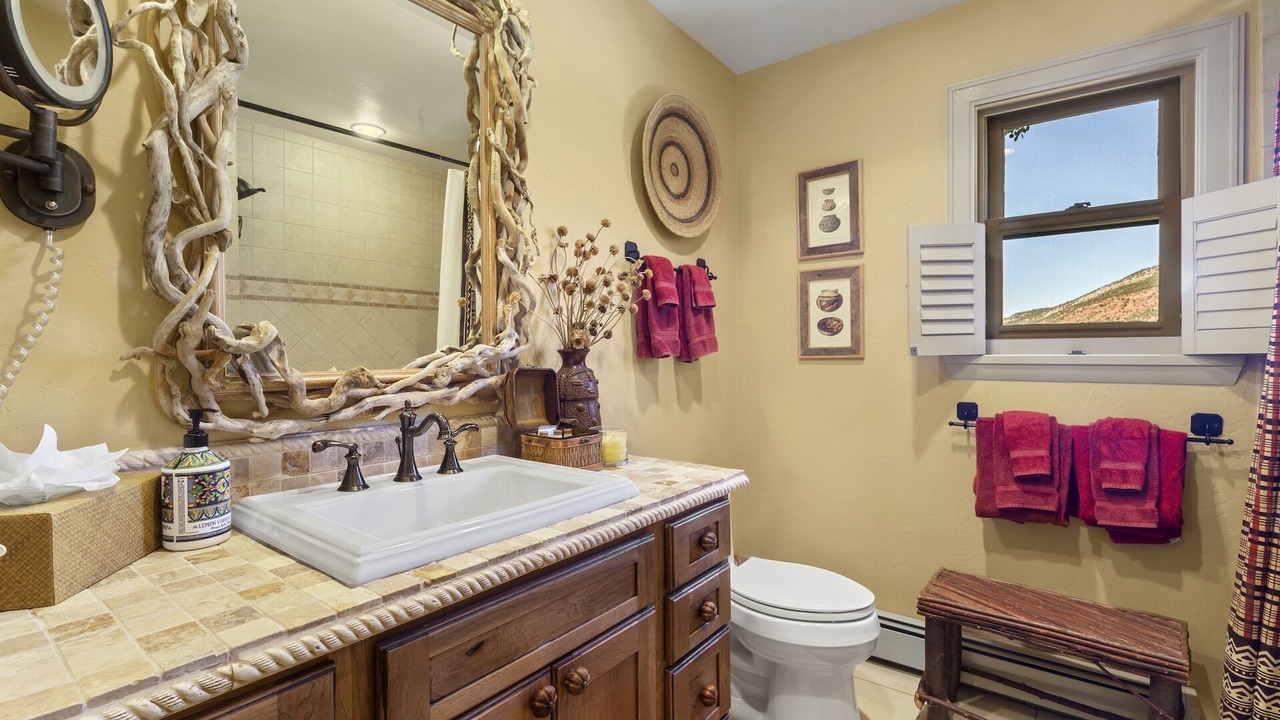 Photo of Bathroom in Idlewild Estates