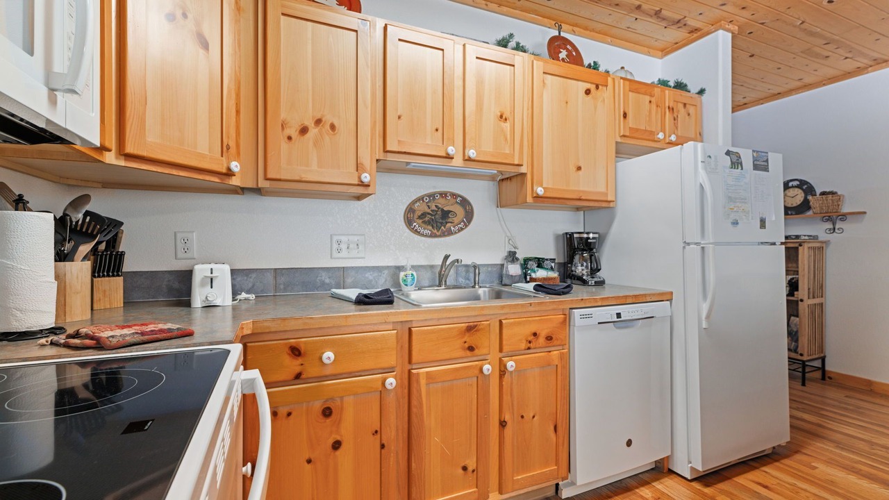 Photo of Others in Fall River Estates