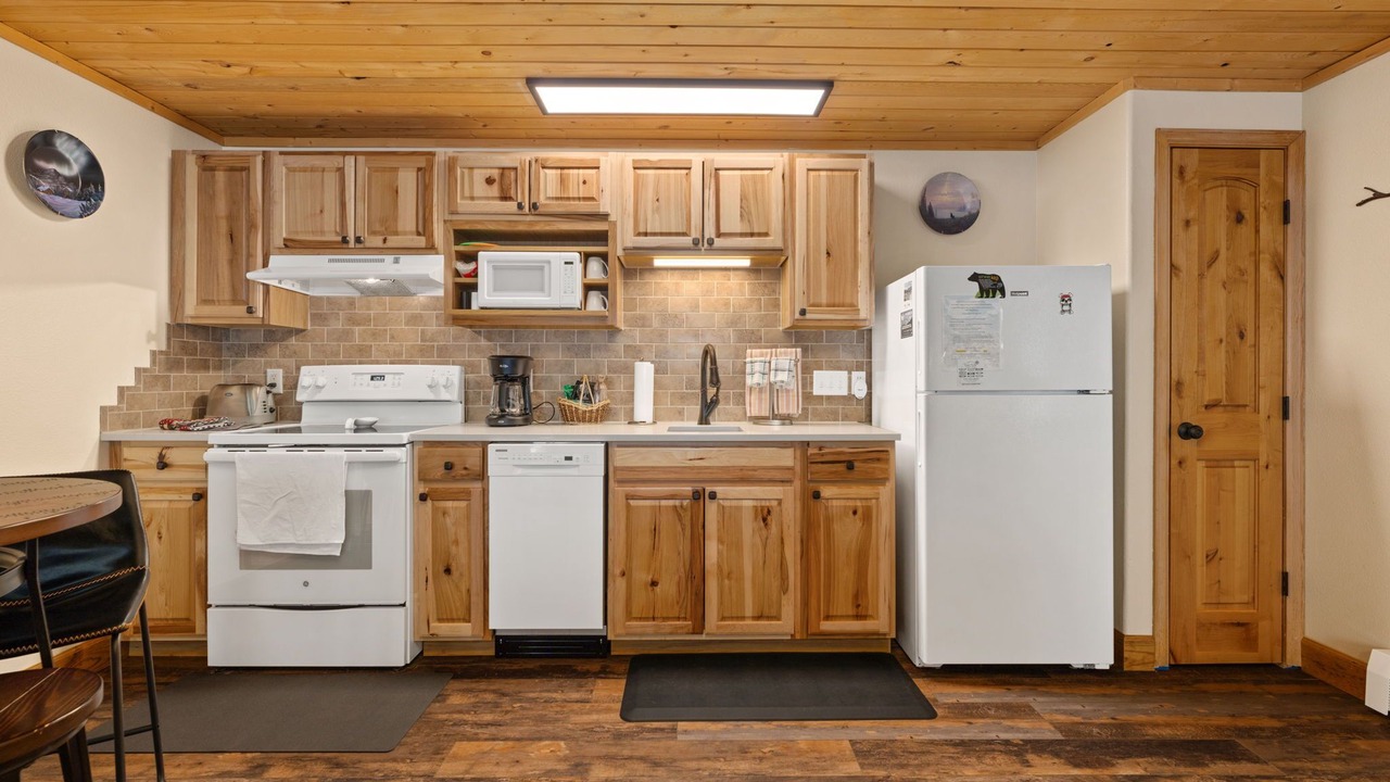 Photo of Others in Fall River Estates