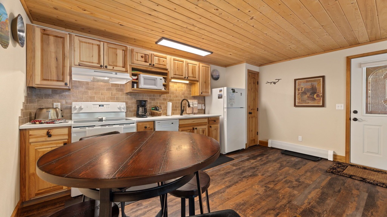 Photo of Others in Fall River Estates