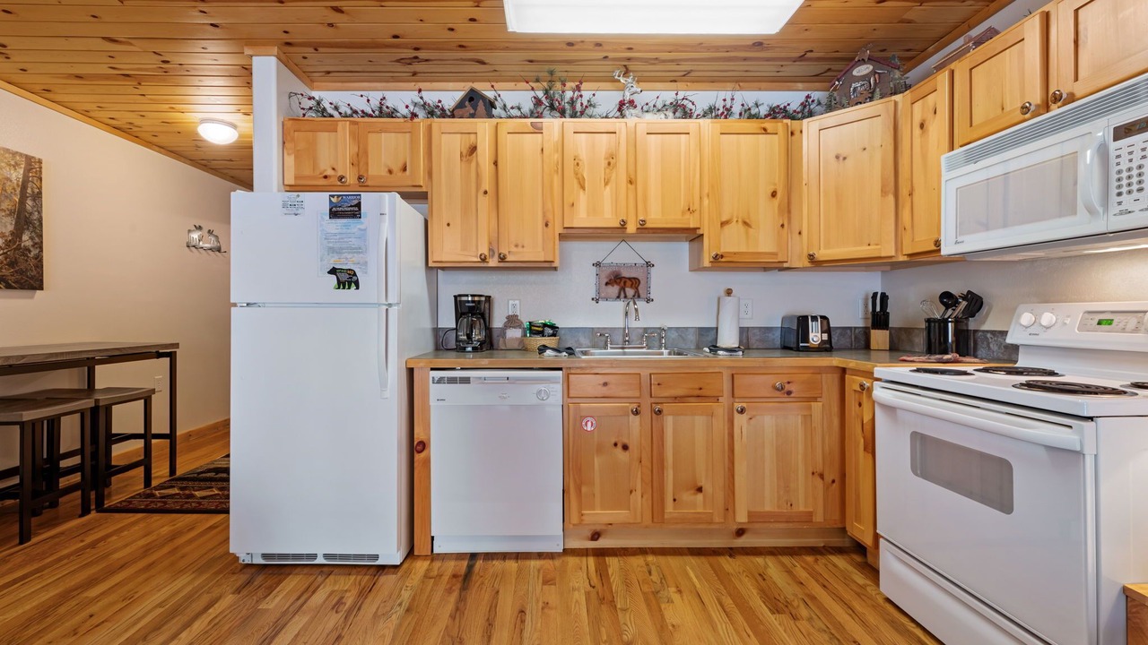 Photo of Others in Fall River Estates