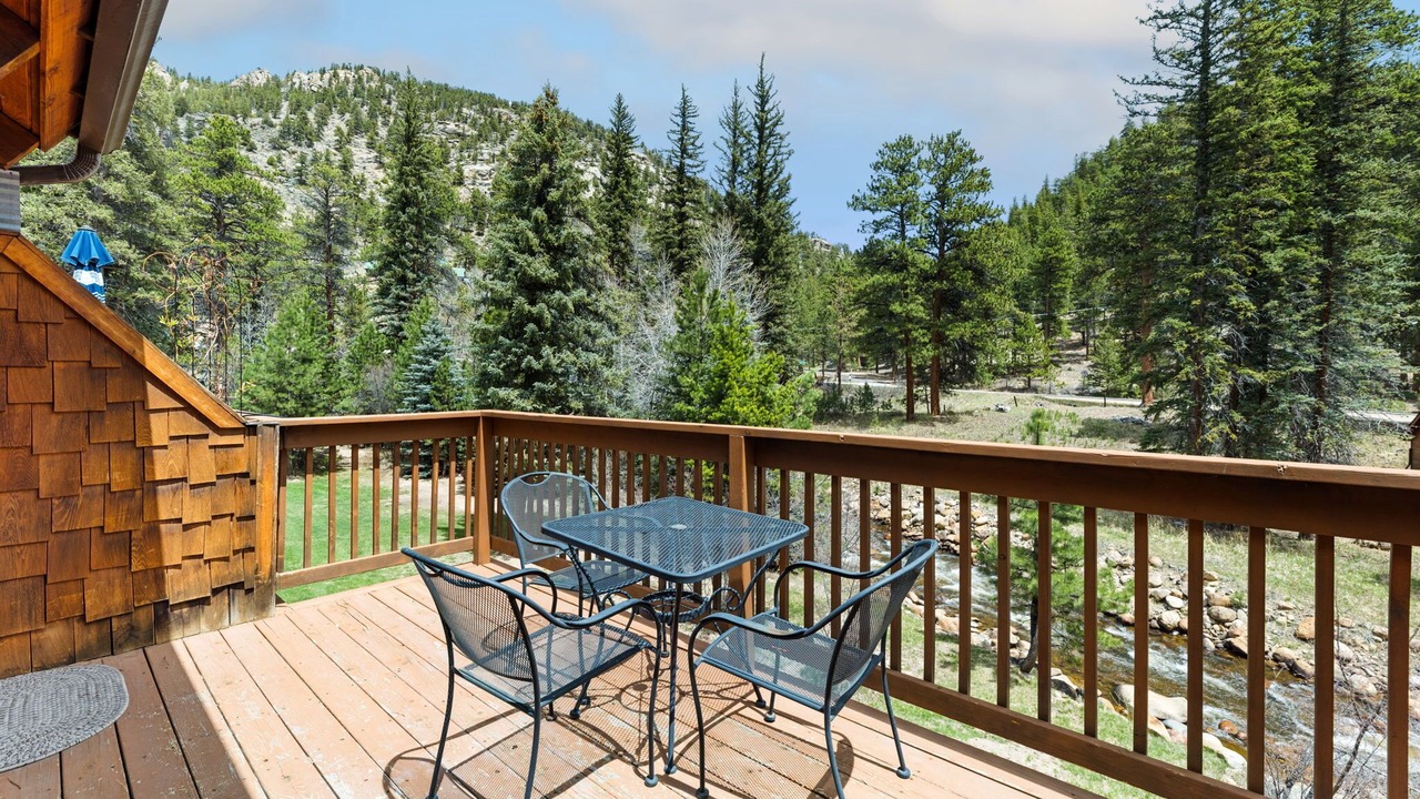 Photo of Patio Balcony in Fall River Estates