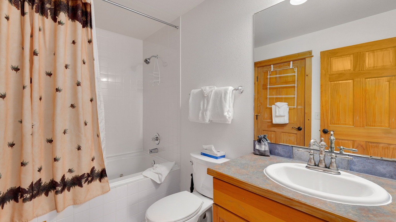 Photo of Bathroom in Fall River Estates