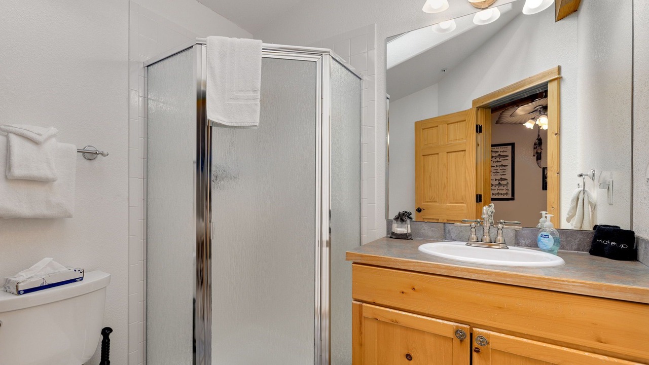 Photo of Bathroom in Fall River Estates