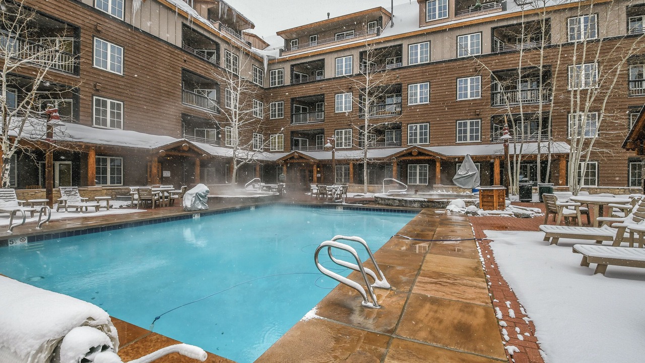 Photo of Outdoor in River Run