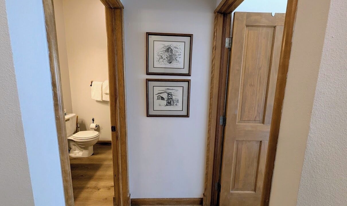 Photo of Bathroom in River Run