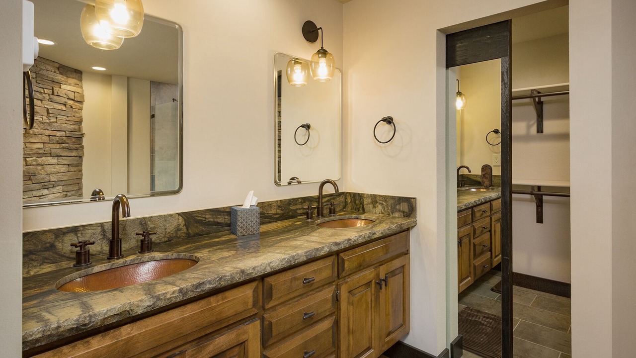 Photo of Bathroom in Purgatory