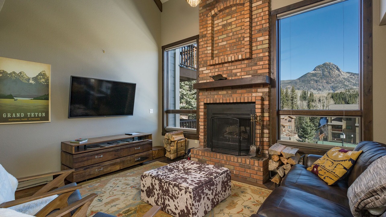 Photo of Livingroom in Purgatory