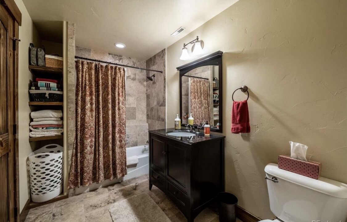 Photo of Bathroom in Oak Creek