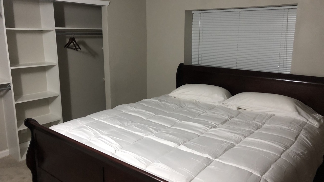 Photo of Bedroom in Aurora
