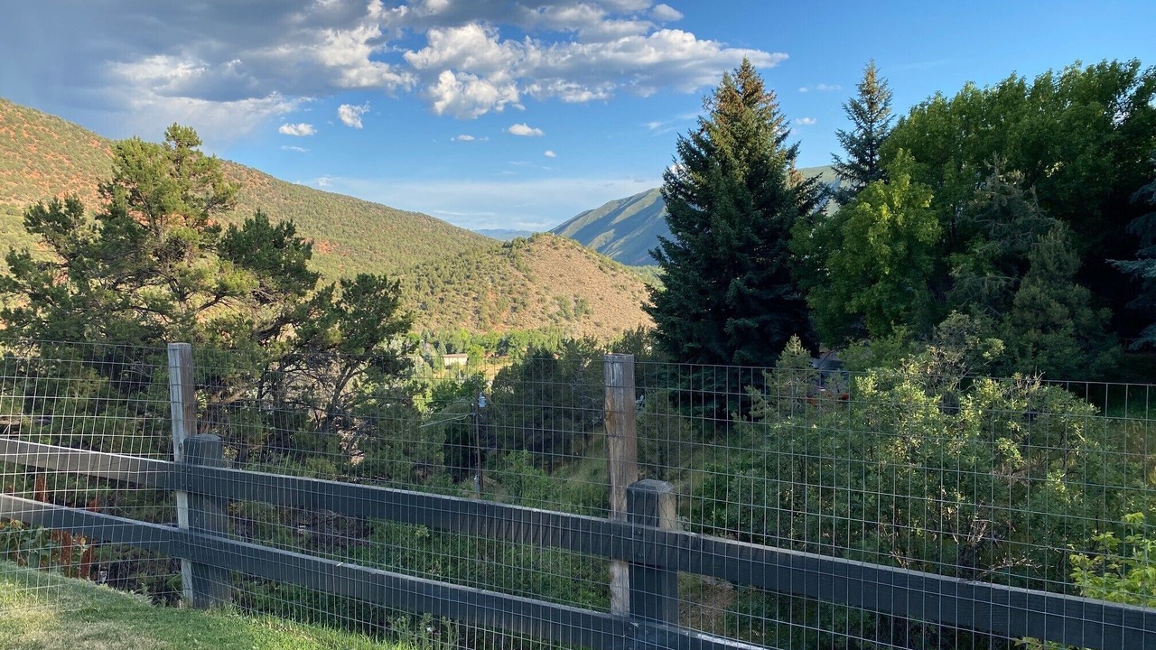 Photo of Outdoor in Basalt