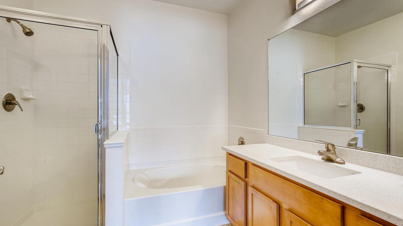 Photo of Bathroom in Lincoln Square Lofts