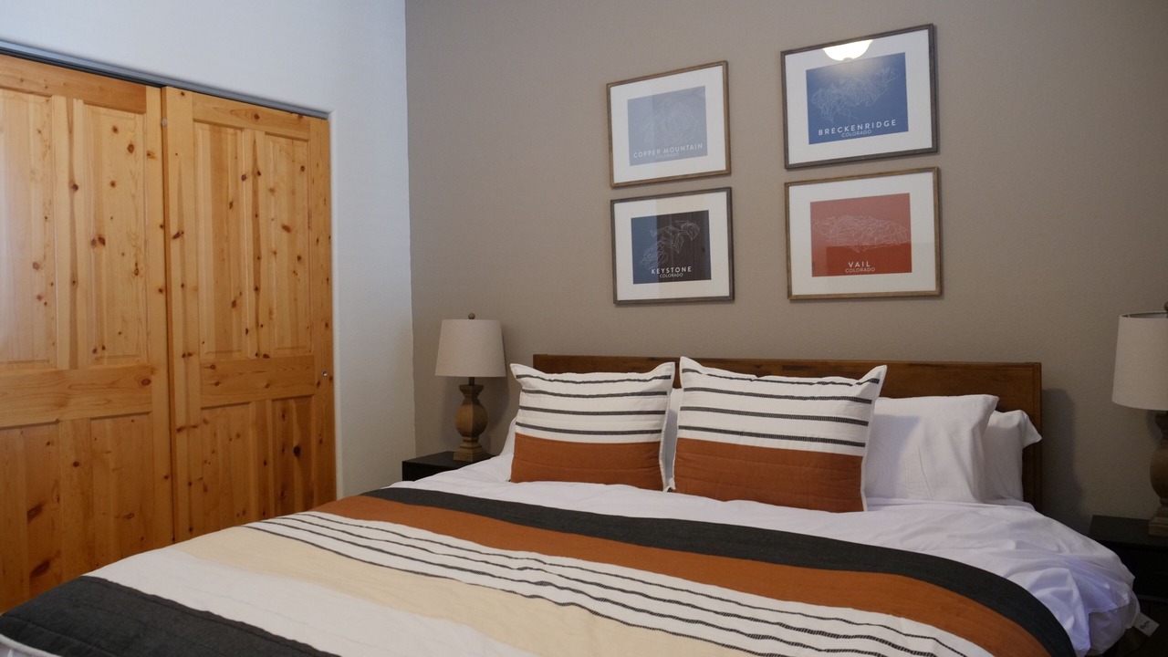 Photo of Bedroom in Three Peaks