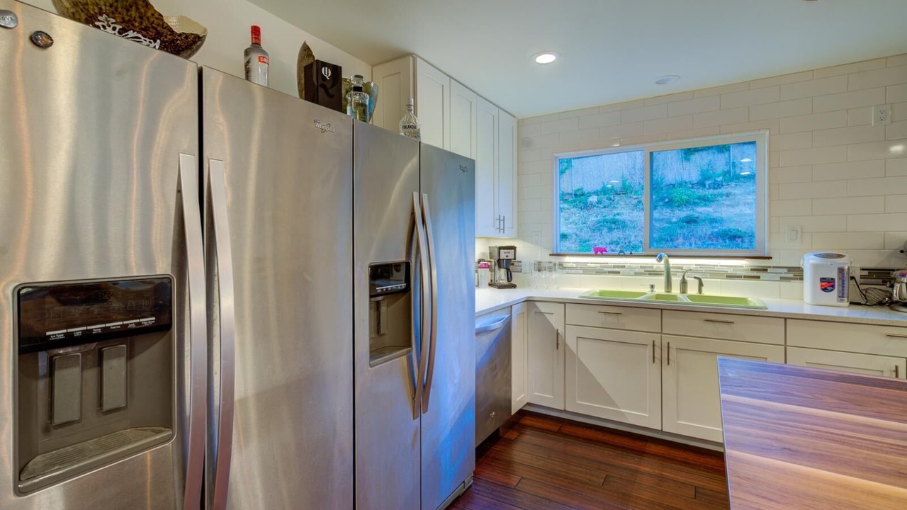 Photo of Kitchen in Manitou Springs Historic District