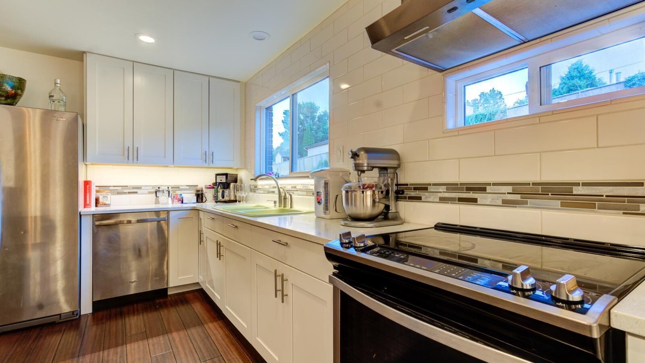 Photo of Kitchen in Manitou Springs Historic District