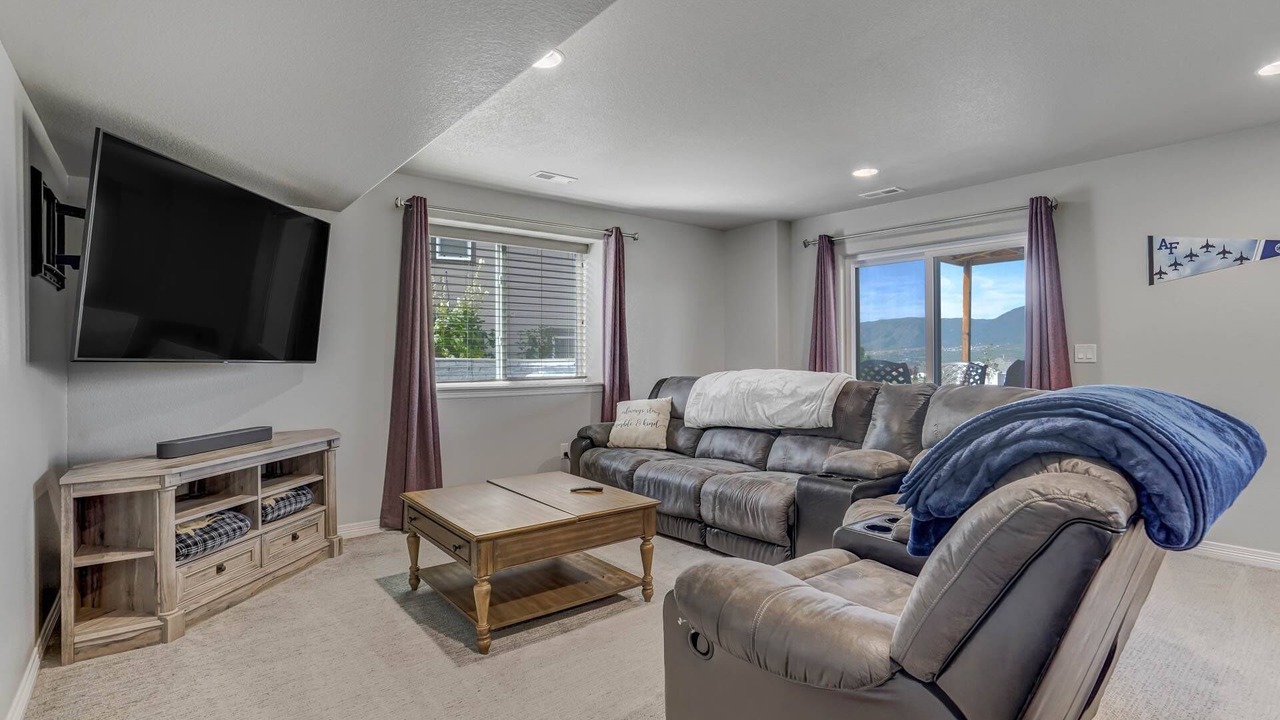 Photo of Bedroom in Monument