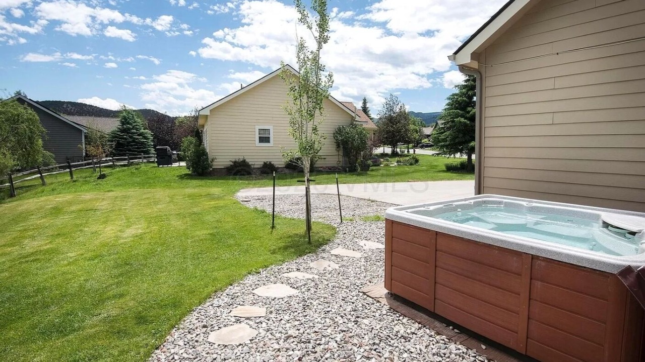 Photo of Outdoor in Gypsum