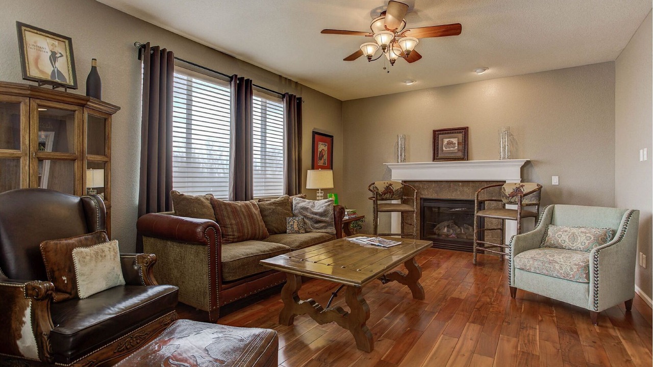 Photo of Livingroom in Erie