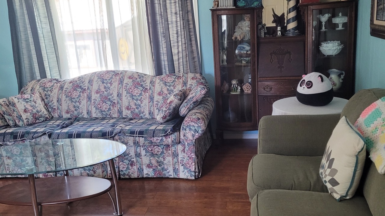 Photo of Livingroom in Longmont