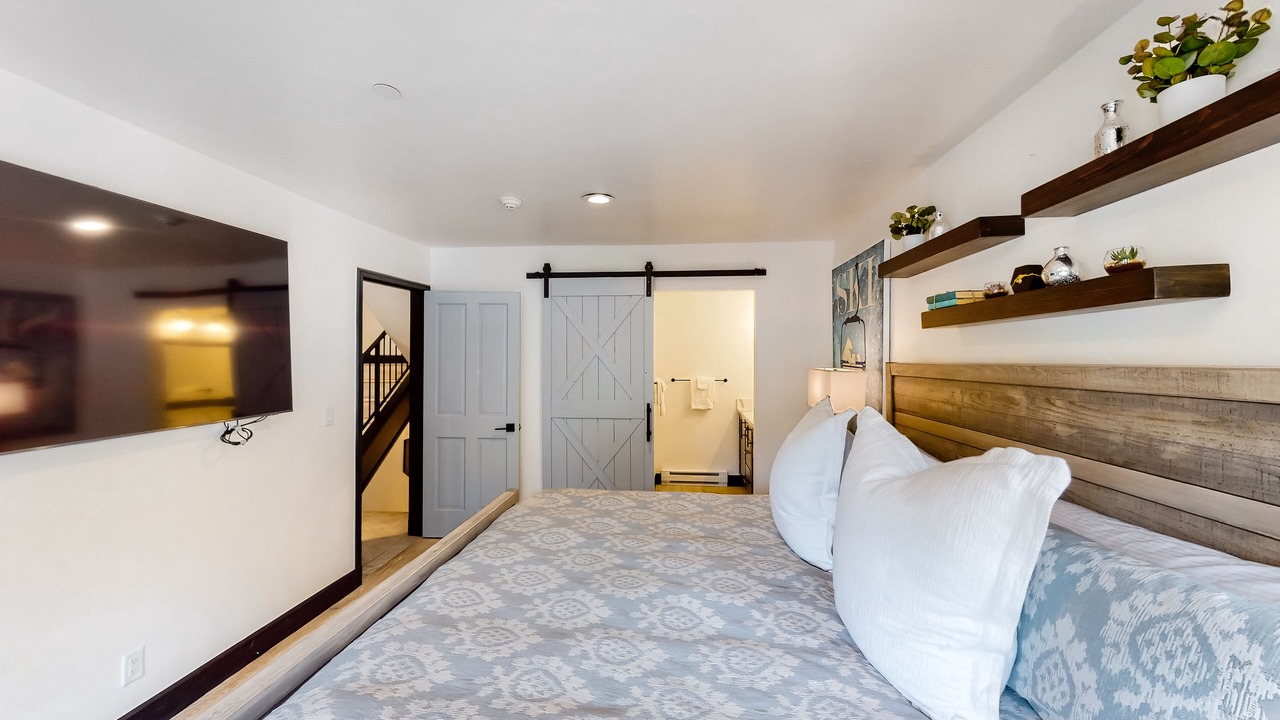 Photo of Bedroom in Beaver Creek