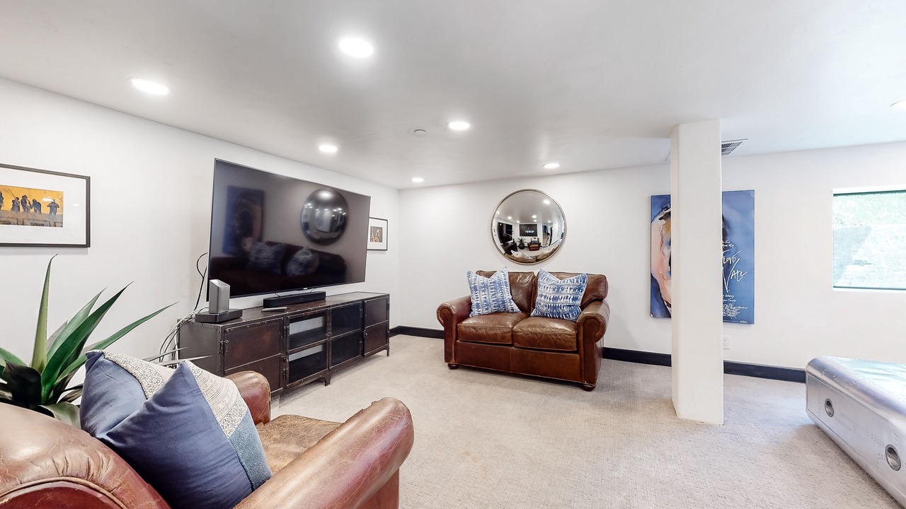 Photo of Livingroom in Beaver Creek