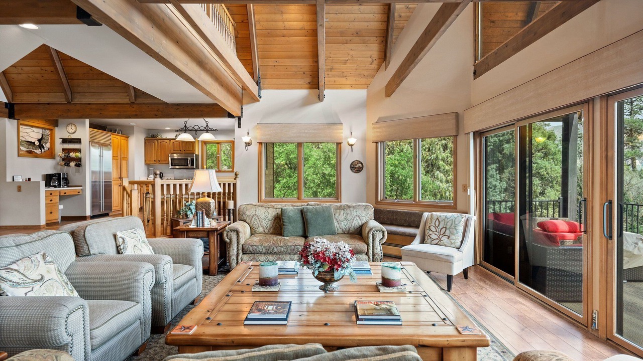 Photo of Livingroom in Hermosa