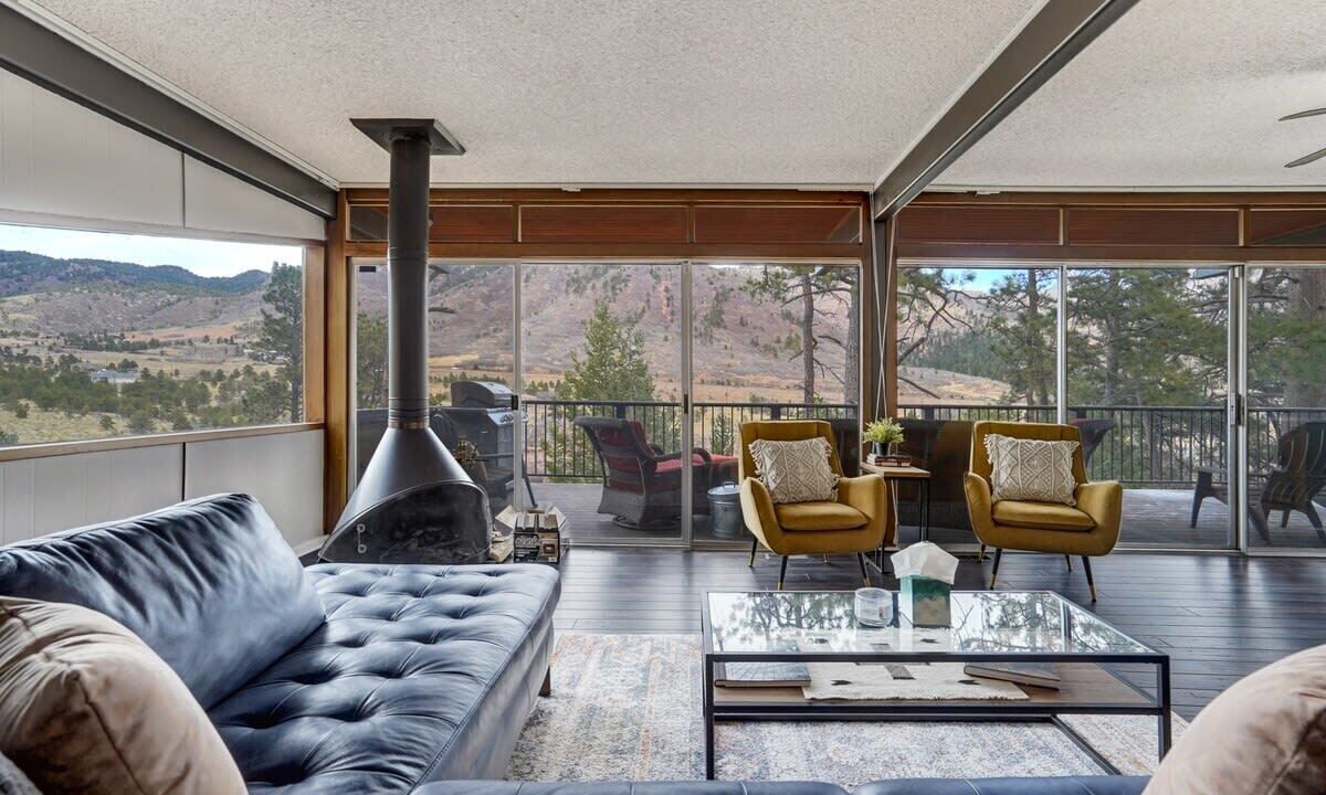 Photo of Livingroom in Cascade-Chipita Park