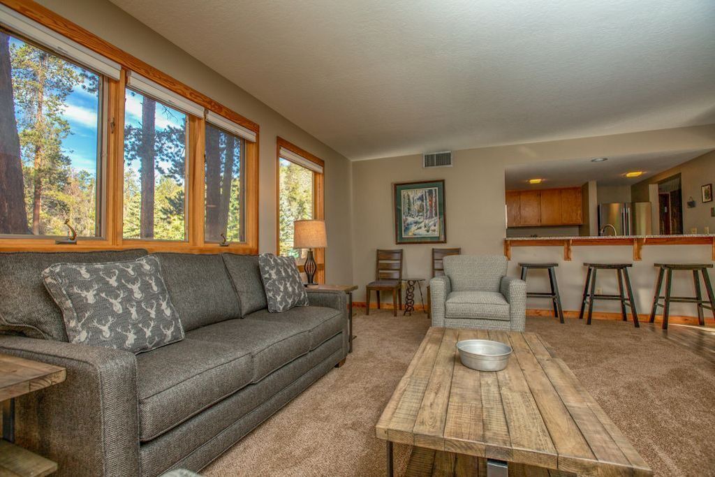 Photo of Livingroom in Keystone