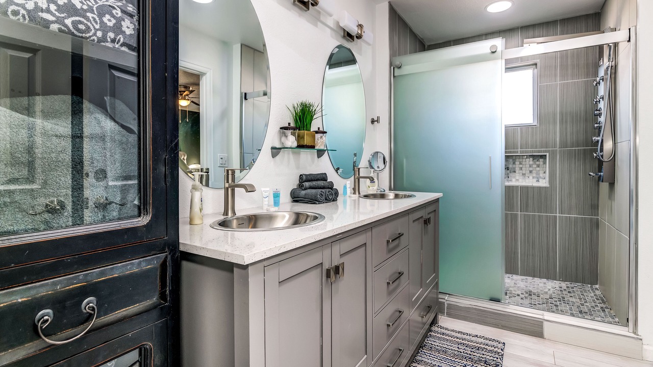 Photo of Bathroom in Security-Widefield