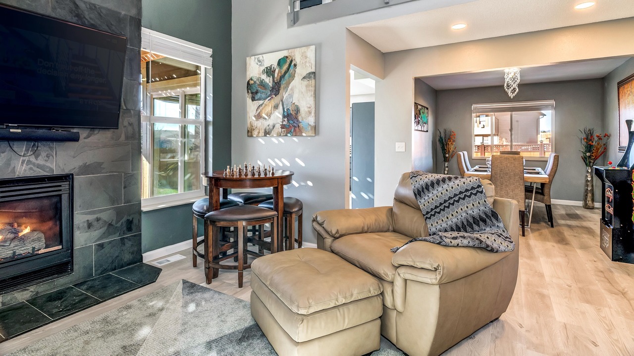 Photo of Livingroom in Security-Widefield
