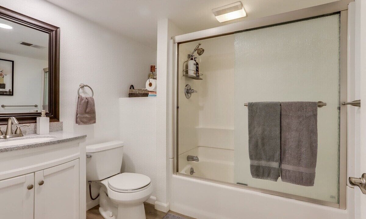 Photo of Bathroom in Aurora