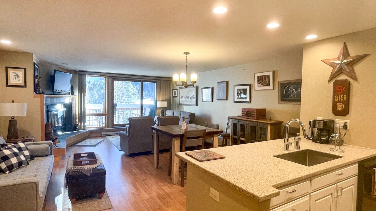 Photo of Bedroom in Mountain House