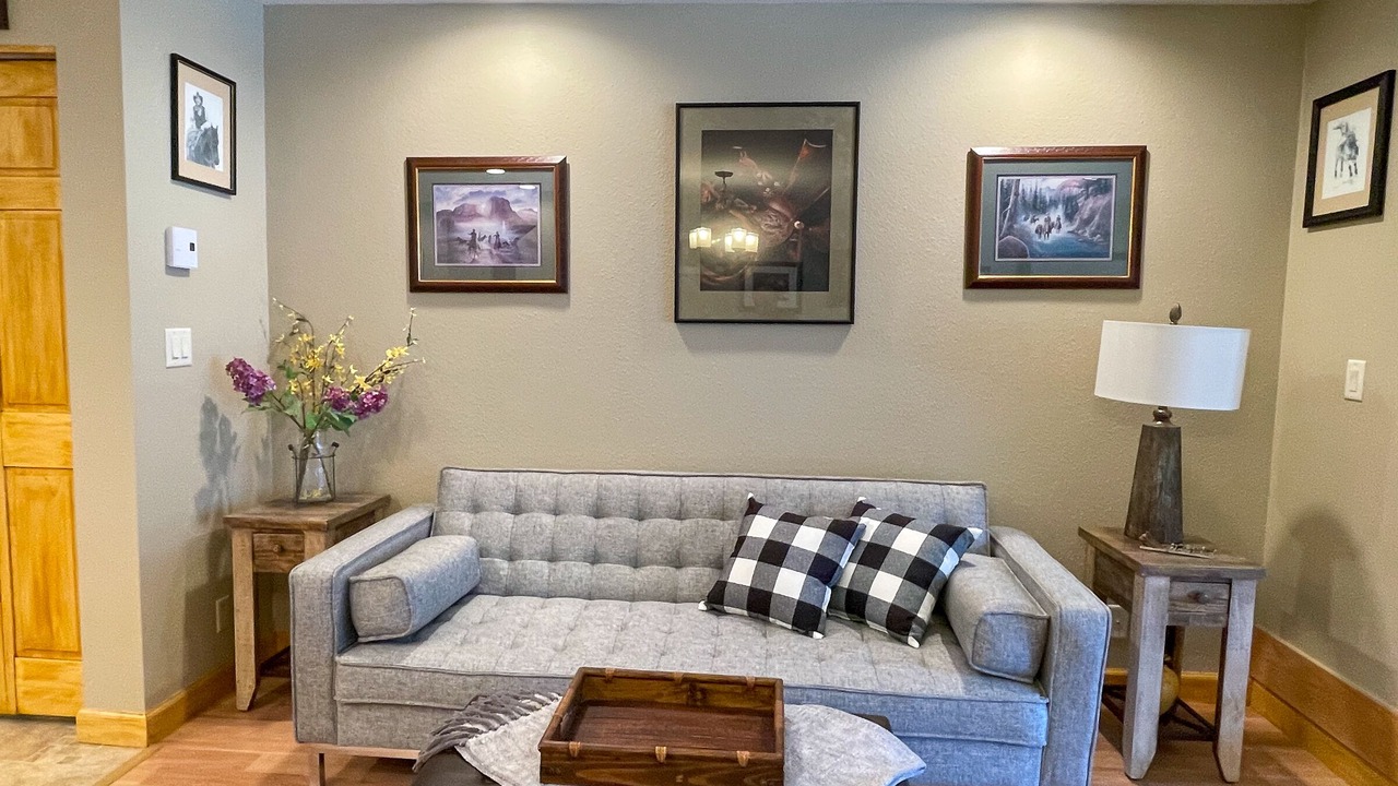 Photo of Bedroom in Mountain House