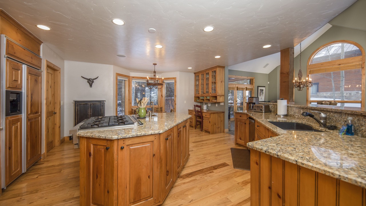Photo of Kitchen in Historic District