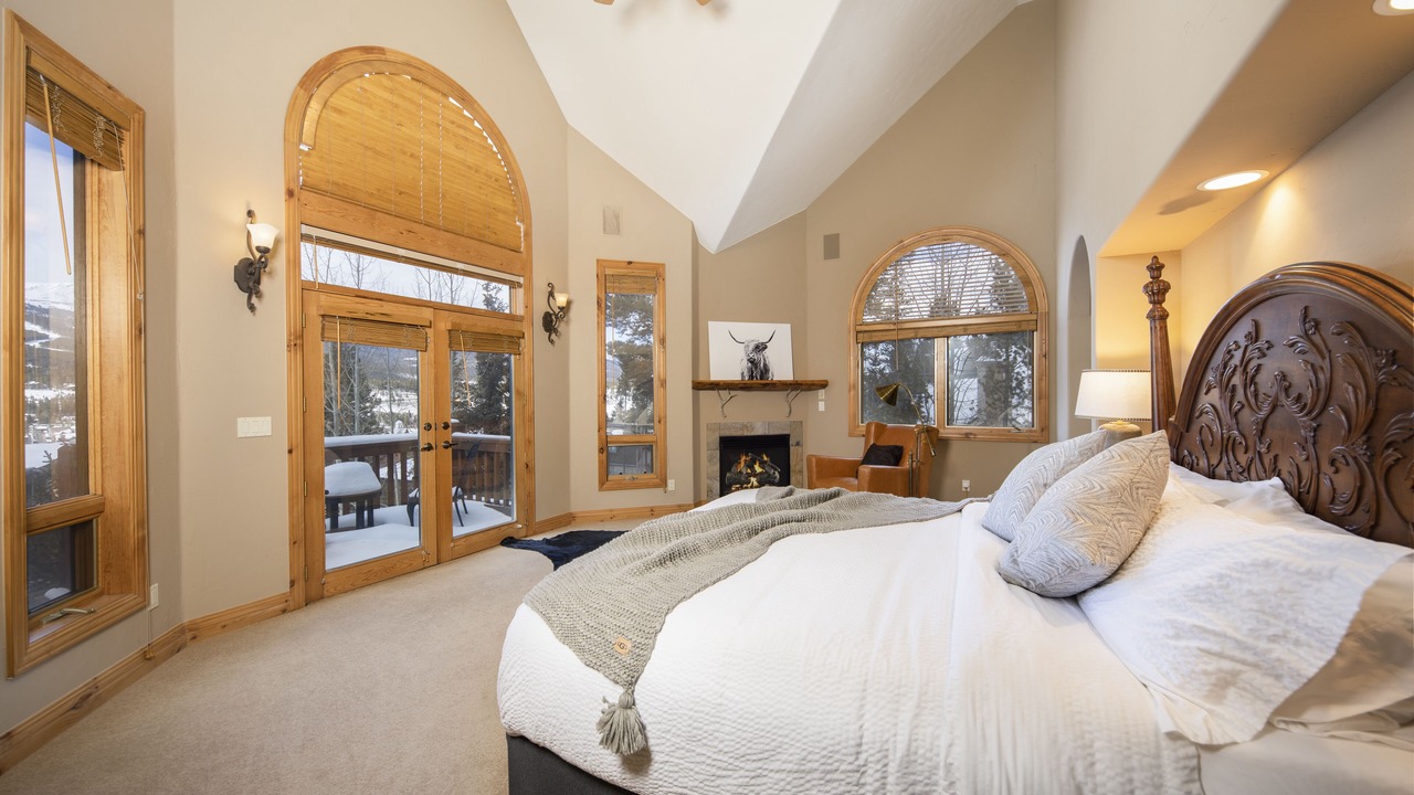 Photo of Bedroom in Historic District