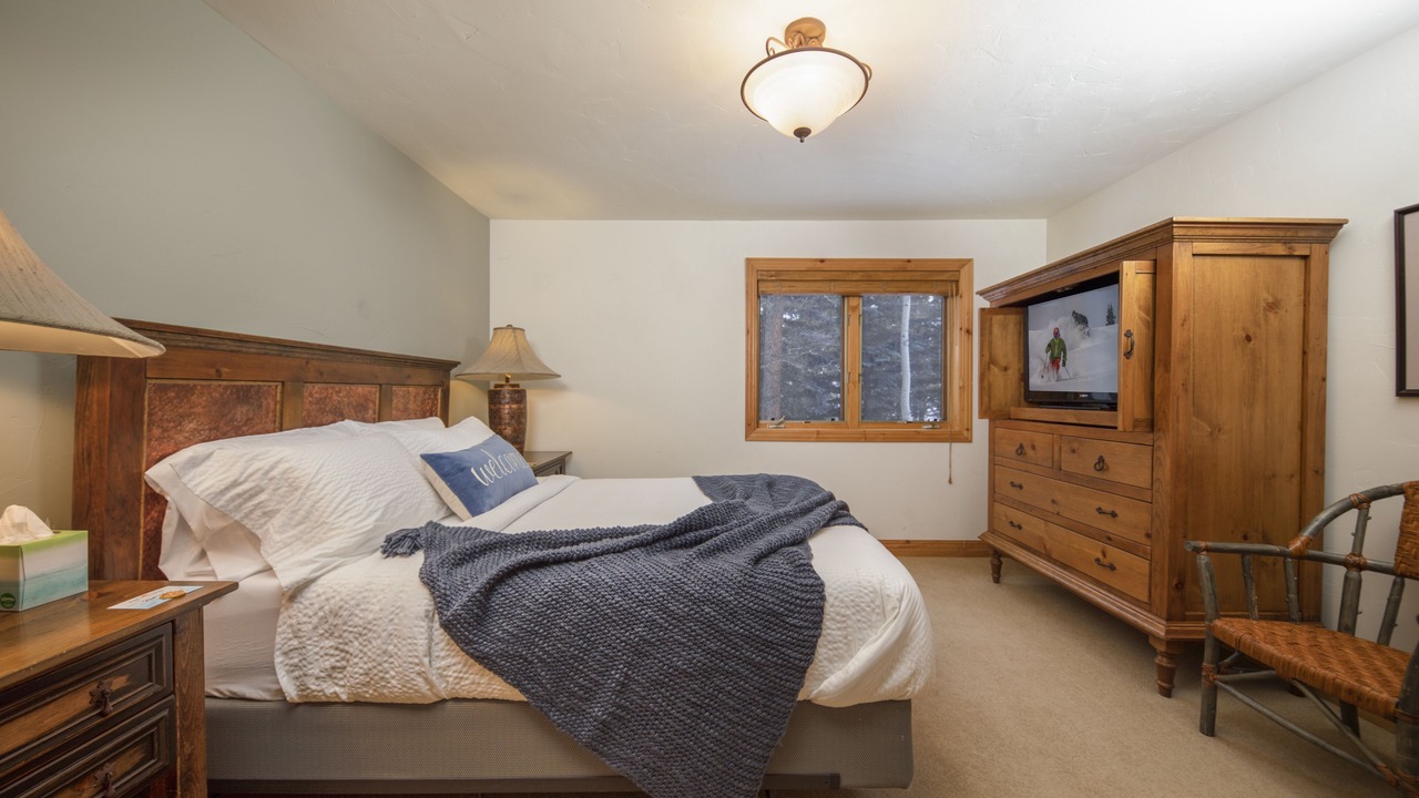 Photo of Bedroom in Historic District