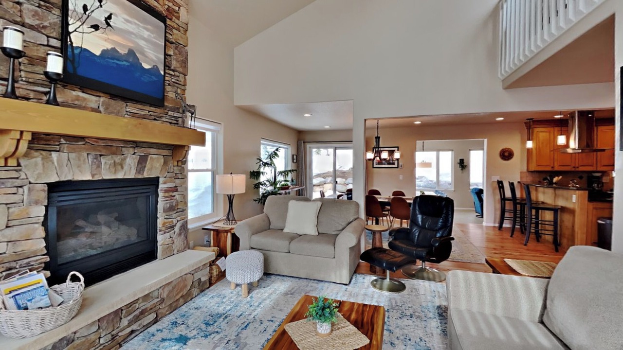 Photo of Livingroom in Corinthian Hills