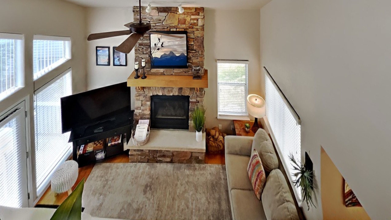 Photo of Livingroom in Corinthian Hills