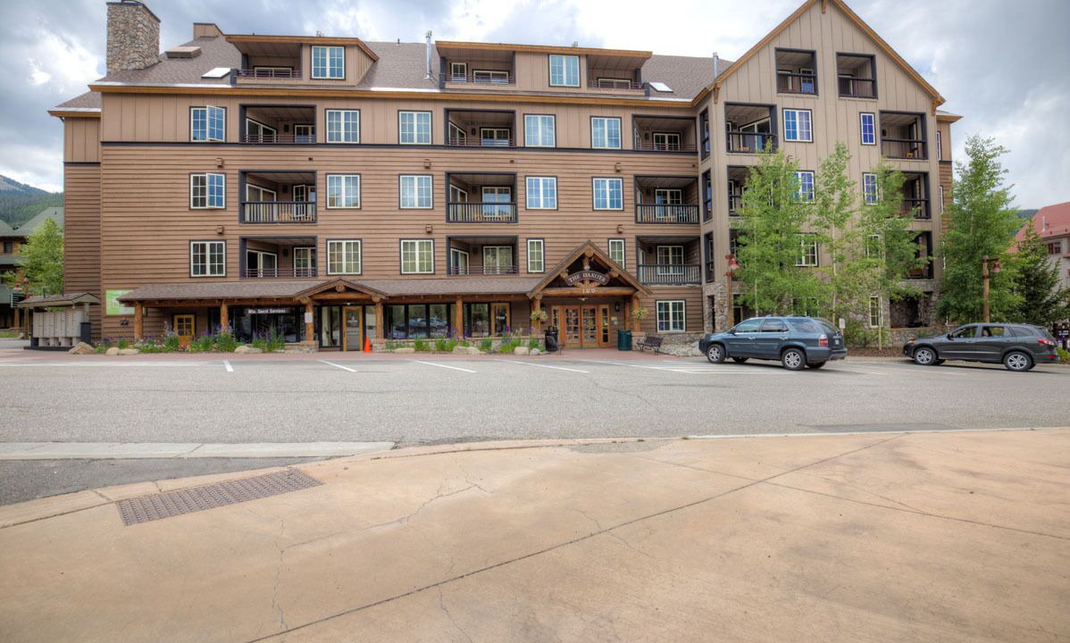Photo of Outdoor in River Run