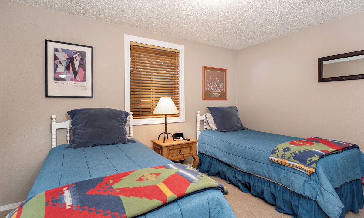 Photo of Bedroom in Basalt